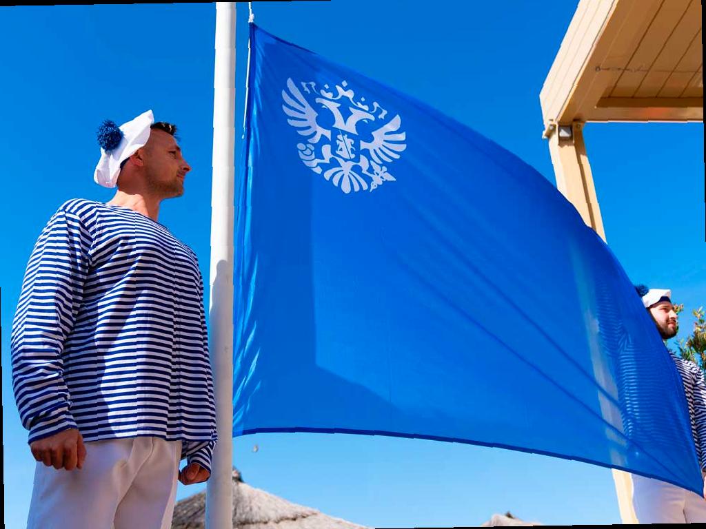 Сочи побил рекорд по количеству «Синих флагов» на пляжах