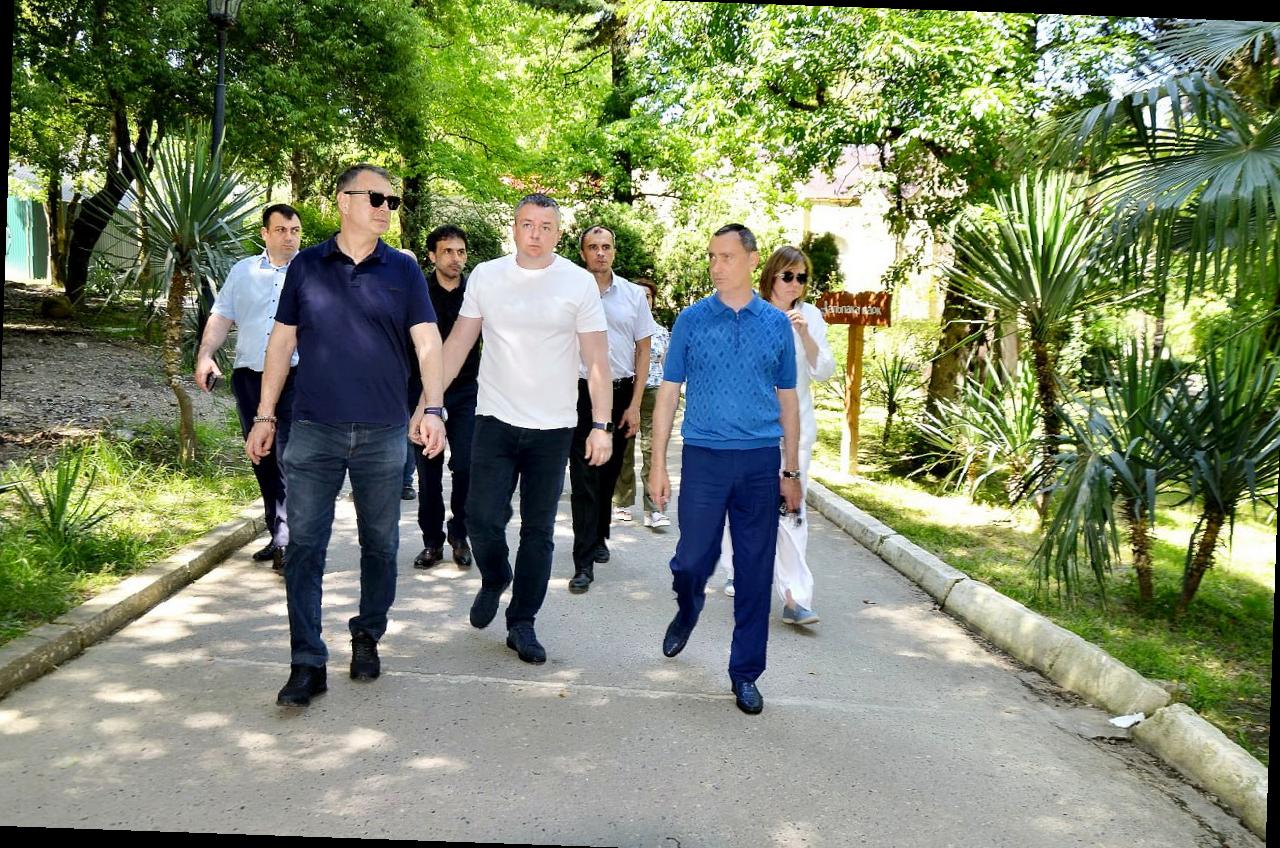 «Виктор Тепляков оценил парк «Ривьера» в Сочи»