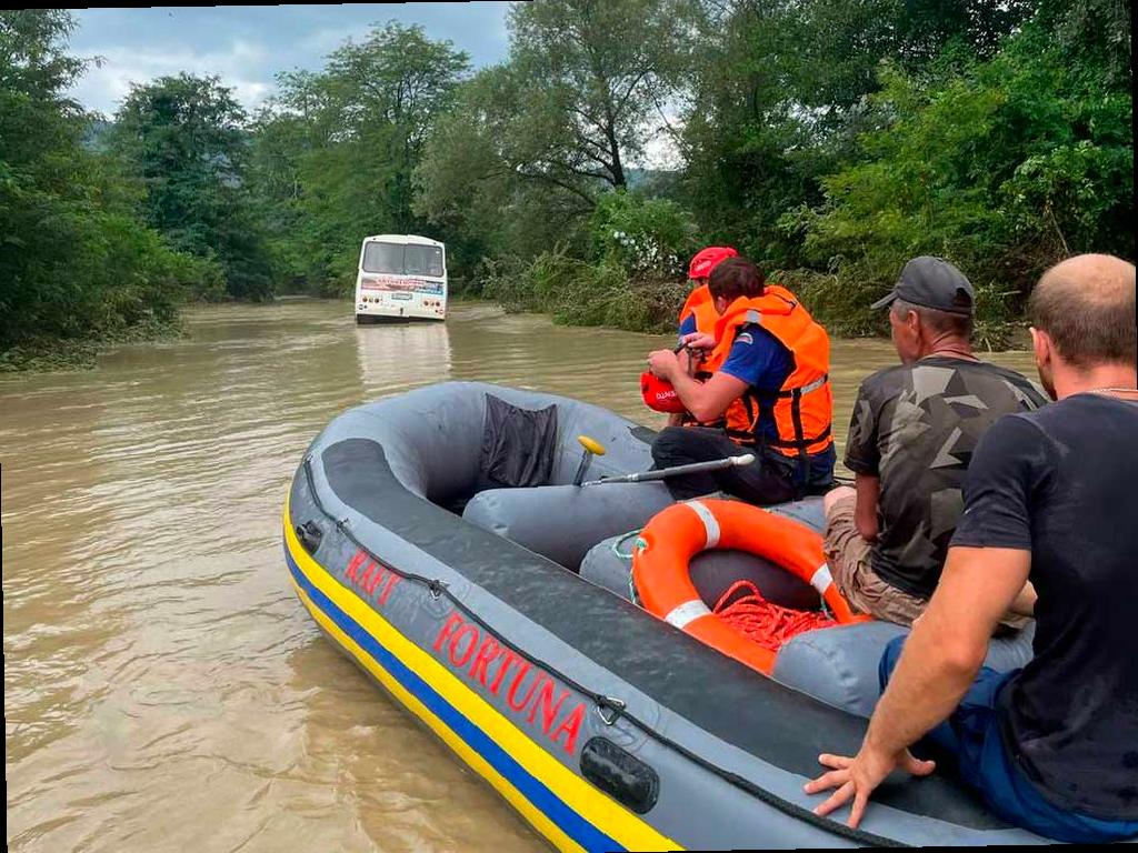 Затопление населенных пунктов на Кубани из-за сильных дождей