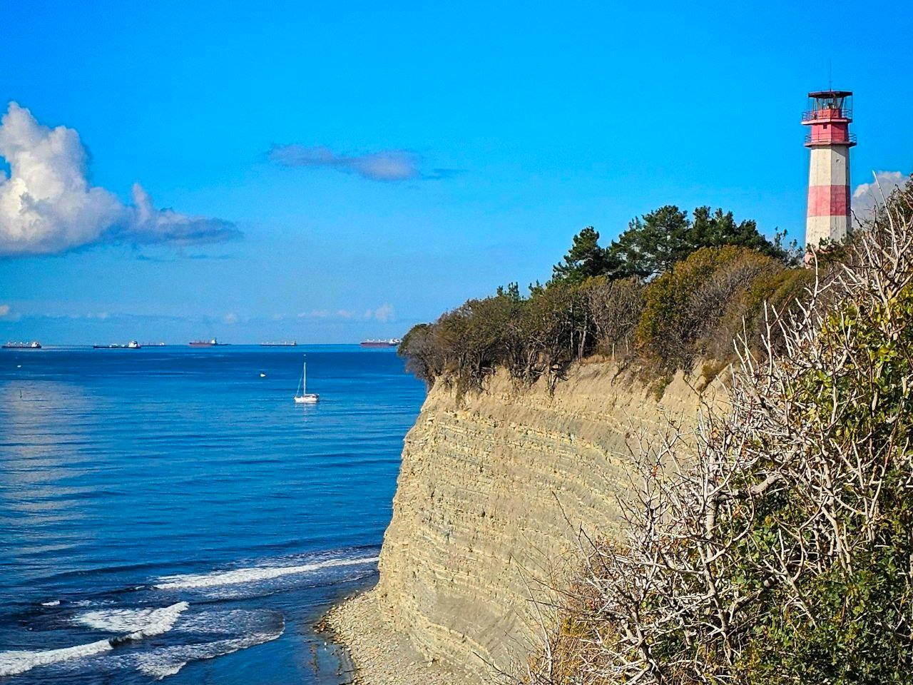 Отдых у моря в ноябре: почему стоит выбрать Геленджик