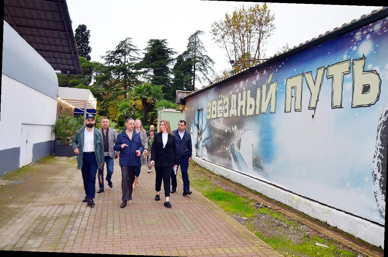 «Виктор Тепляков проверил парк ‘Ривьера’ в Сочи»