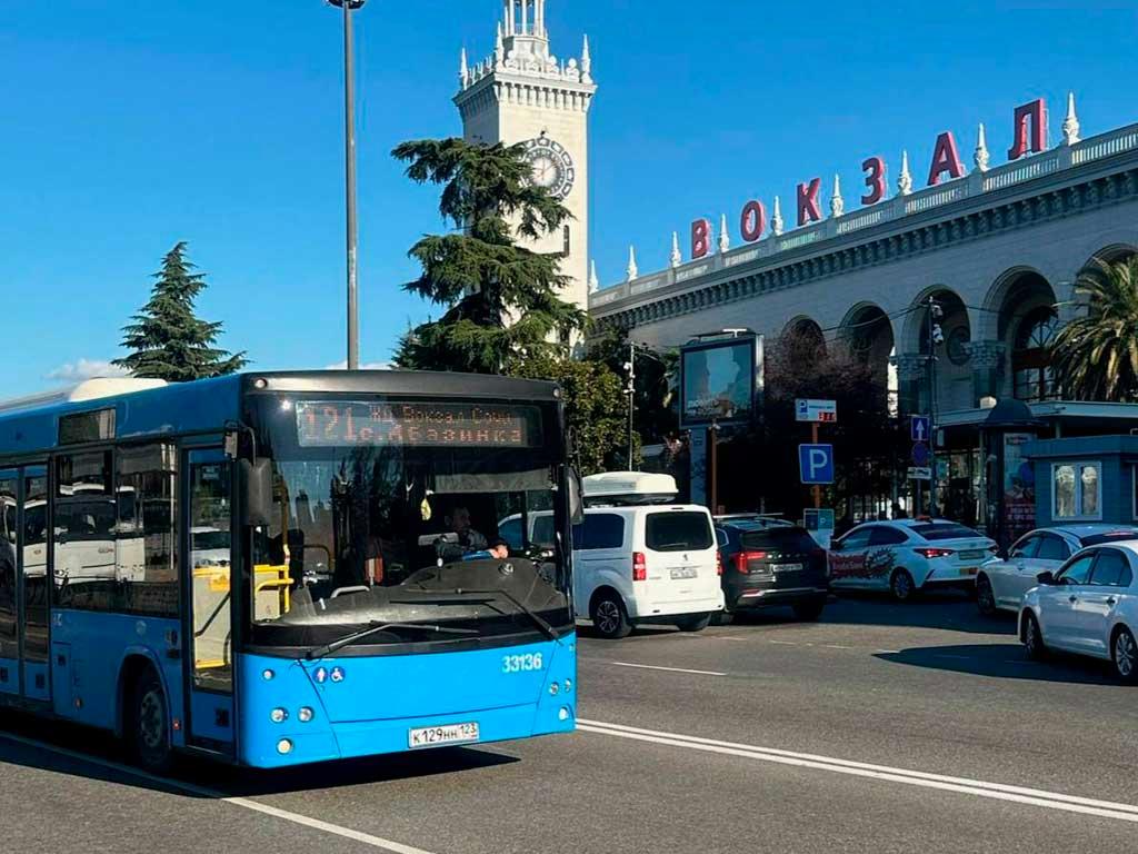 Почти полсотни сочинских автобусов на полдня изменят маршруты