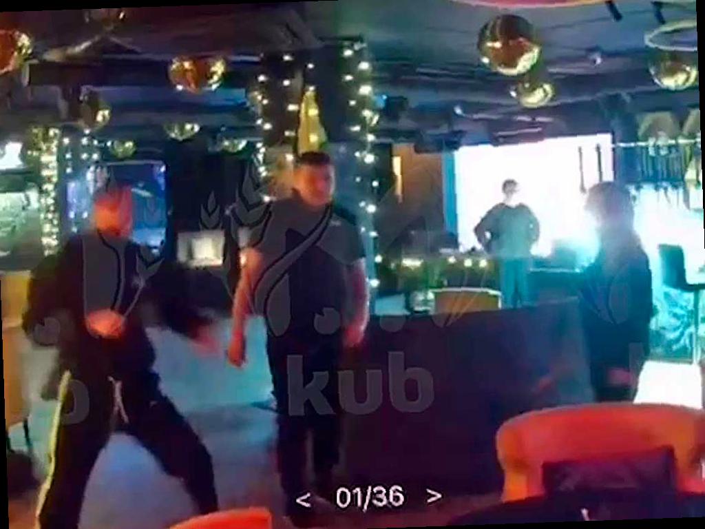 Кальянщик избил жену владельца клуба в Адлере