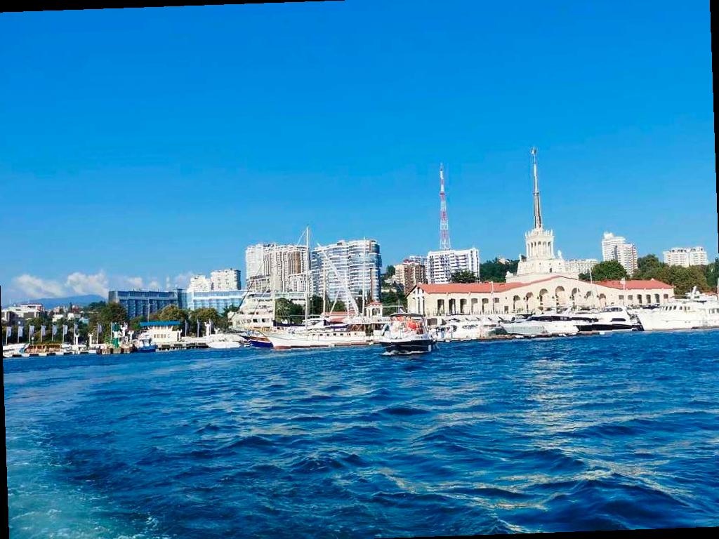 В Сочи проходят военные учения