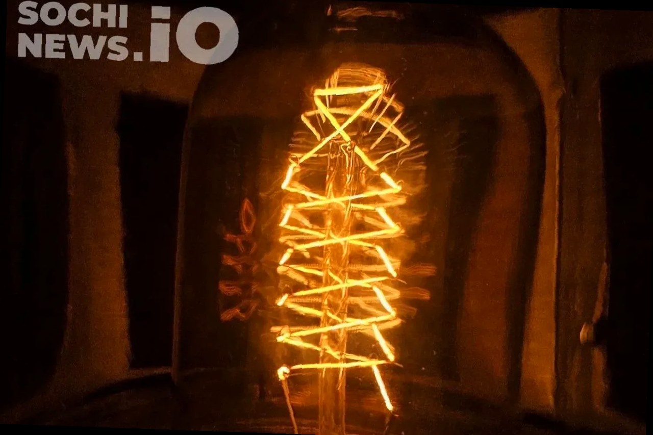 Свет отключат на весь день: опубликовали полный список улиц