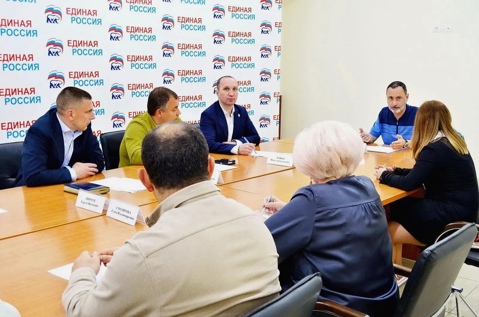 Депутат ЗСК Виктор Тепляков провёл приём граждан в ТОС «Новосочинский