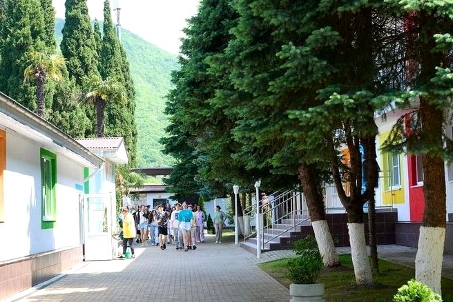Проверка готовности детских лагерей в Сочи к летнему сезону