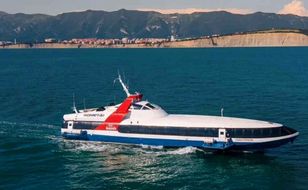 Скоростное судно «Комета 120М» запустило регулярные рейсы между Сириусом и Сочи