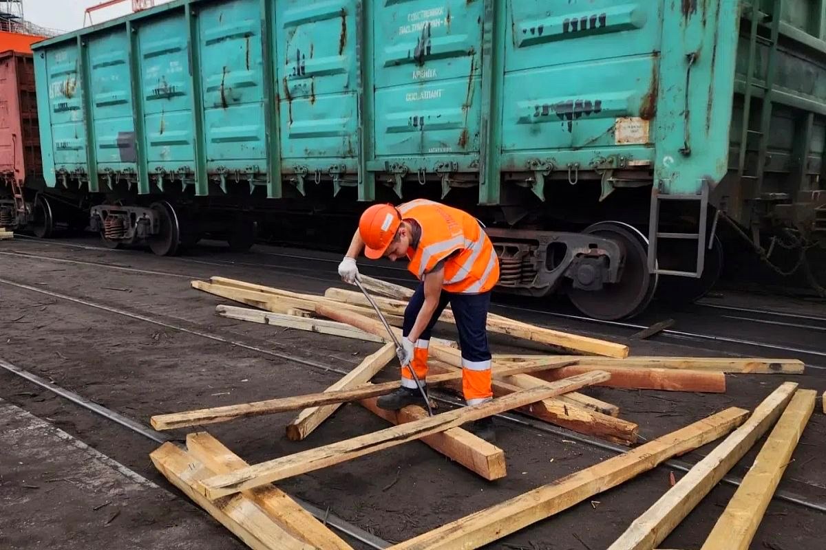 Студенты Сочи получают опыт работы на предприятиях Краснодарского и Хабаровского краев